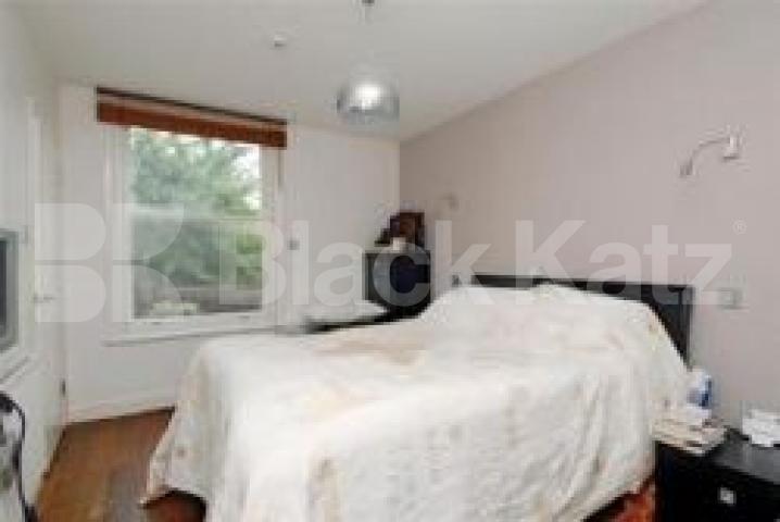 			2 Bedroom, 1 bath, 1 reception Apartment			 Leander Road, Brixton